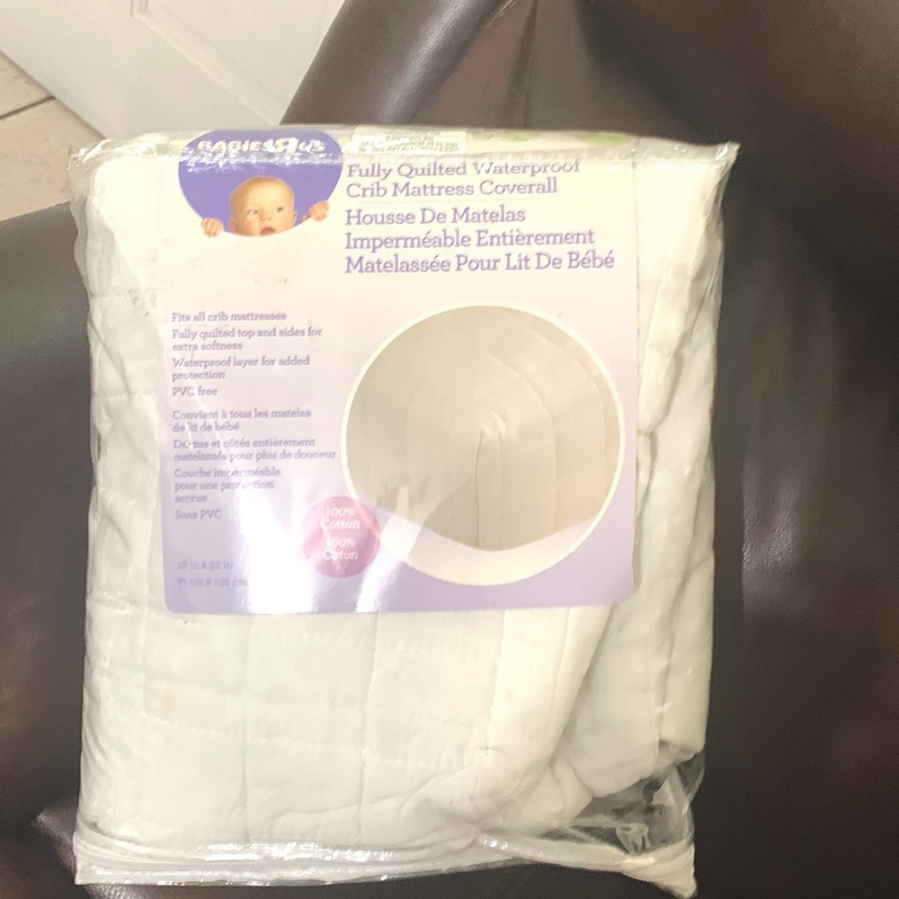 Crib mattress cover